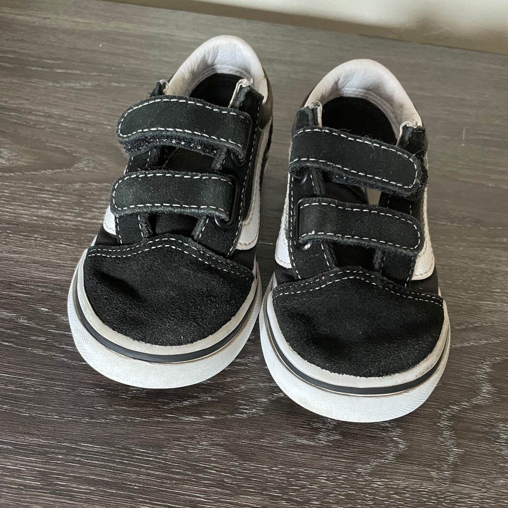 Used classic Velcro vans